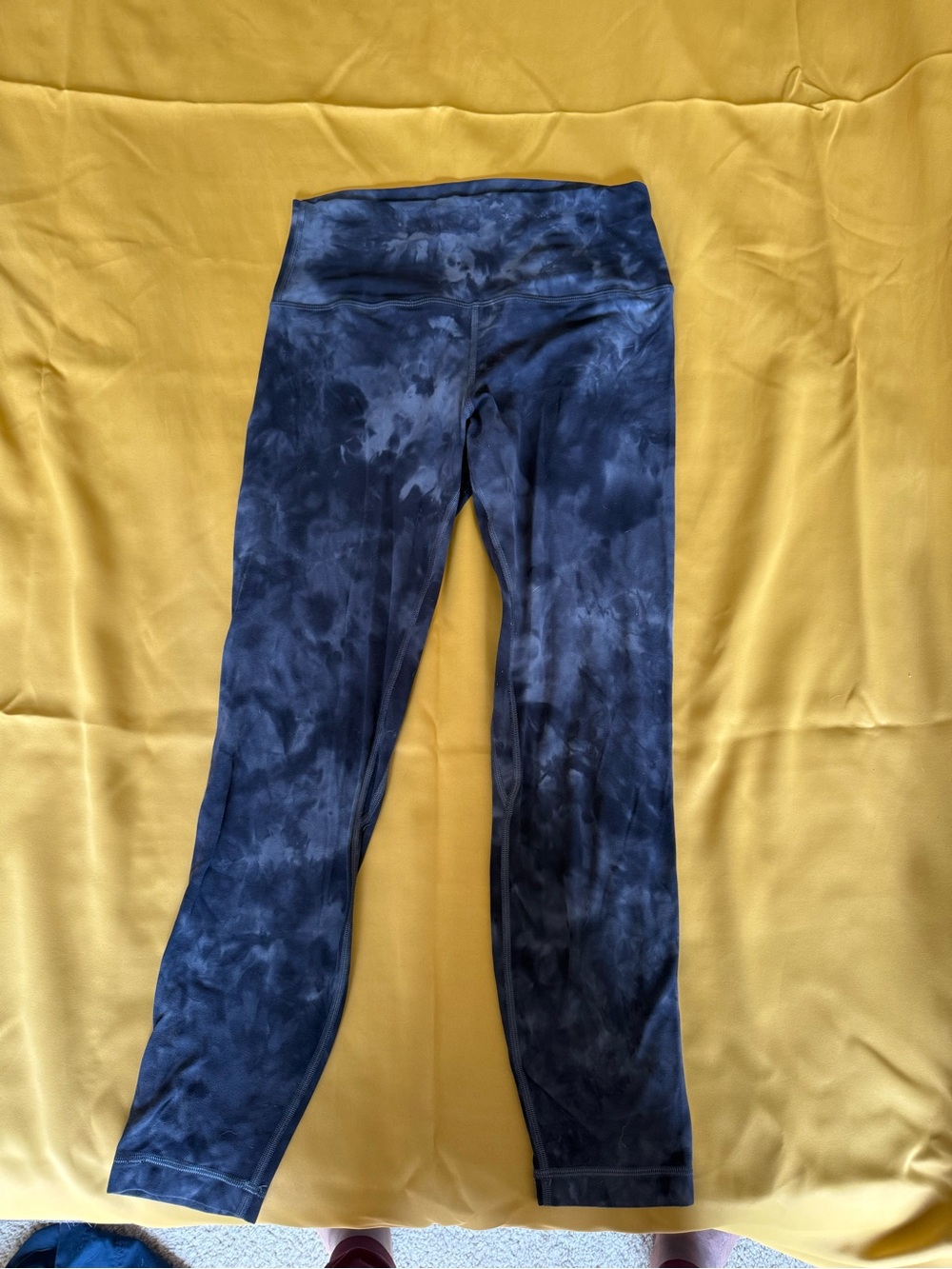Women’s Lululemon Tie-Dye Leggings - black and gray